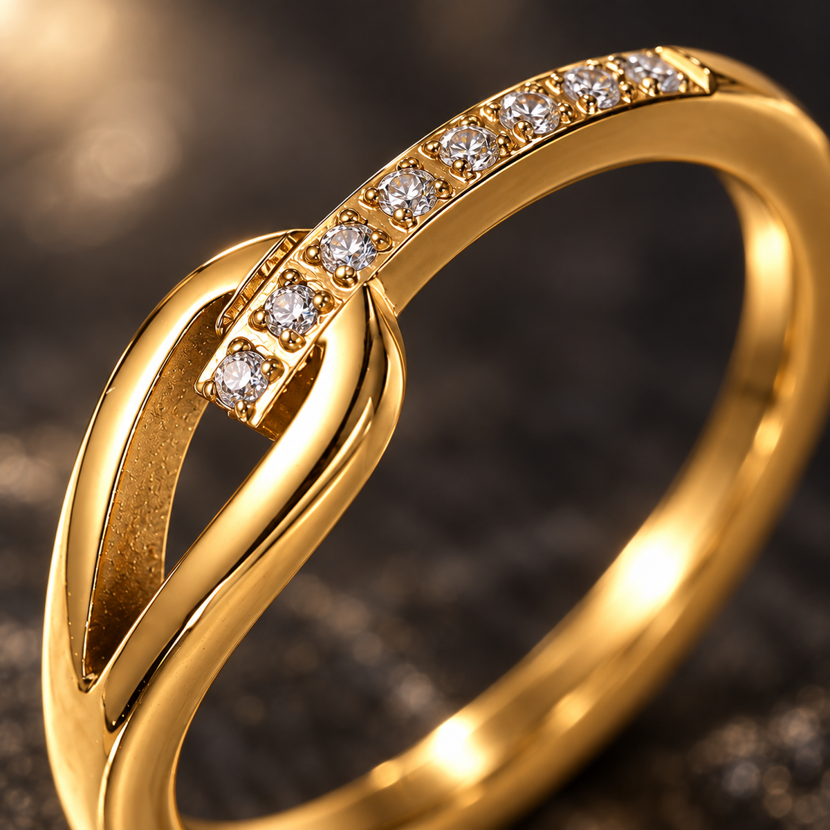 Gold-plated intertwined ring with sparkling details – ACSRY product image 3